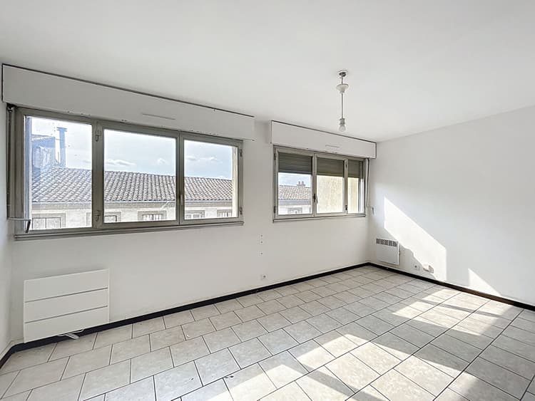 Appartement Avignon 1 pièce 25.08 m2 IM Horloge