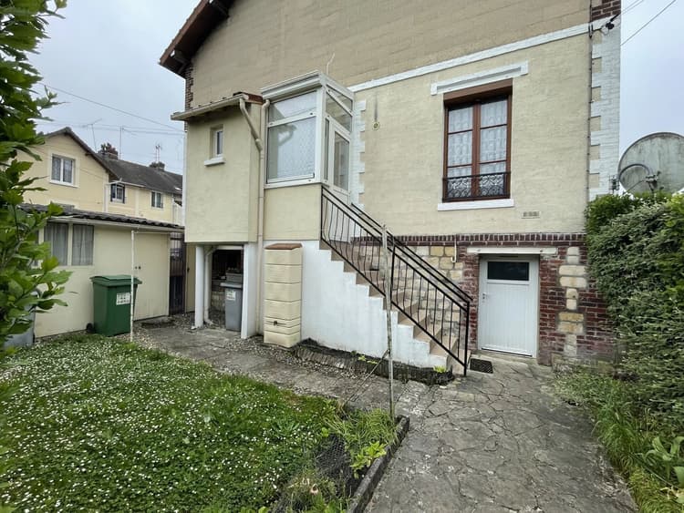 Charmante maison-appartement avec jardin!