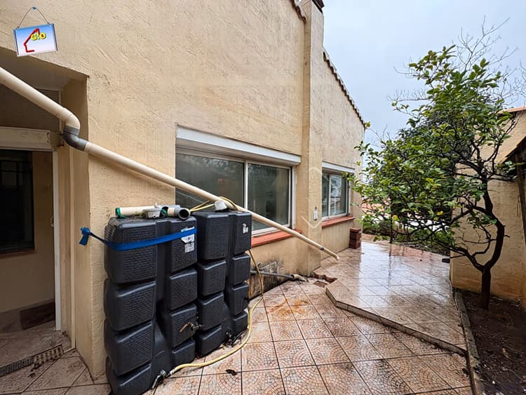 TOULON OUEST - VILLA DE 68 M² A RENOVER - TERRAIN 200 M²