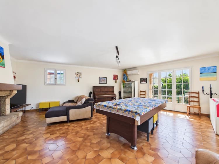 Maison individuelle avec 818 m² de terrain, à deux pas de la mer