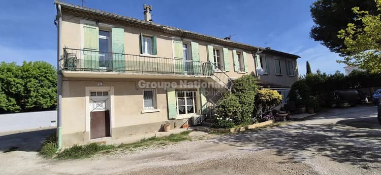 PETIT COLLECTIF DE 6 APPARTEMENTS