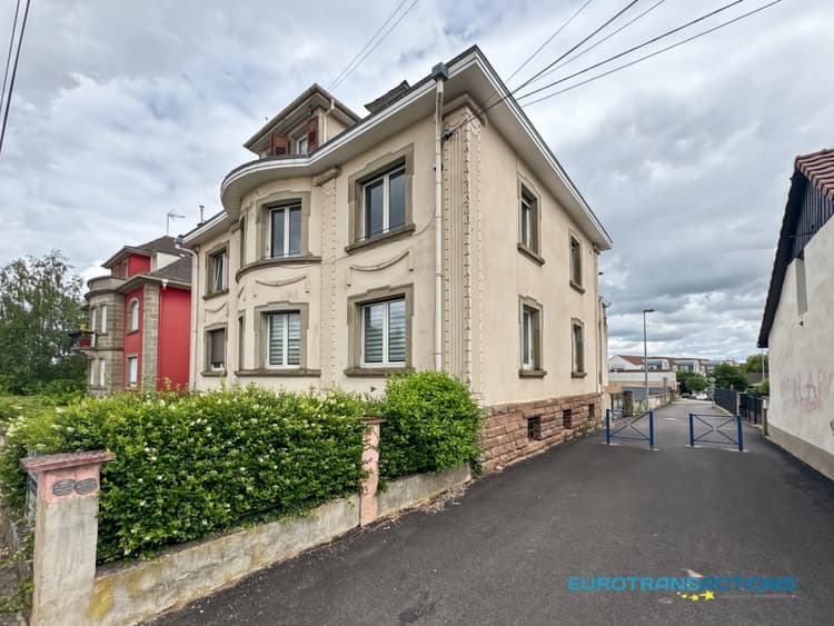 Centre-ville de SAVERNE, Appartement 4/5 pièces de 87 m² avec te