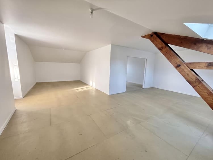 DERNIER ÉTAGE: PLATEAU 100m² env TRAVERSANT BAIGNÉ DE LUMIÈRE, DOUBLE VUE OCÉAN ET MONTAGNES