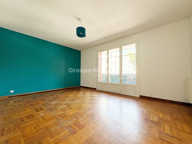À vendre : Appartement T3 de 69 m2 lumineux avec balcon - Proche centre-ville