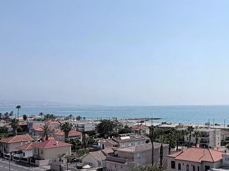 Vue panoramique mer 4 pièces Antibes