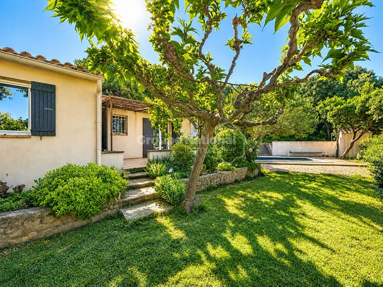 Maison Chateauneuf Du Pape 6 pièce(s) 108m2