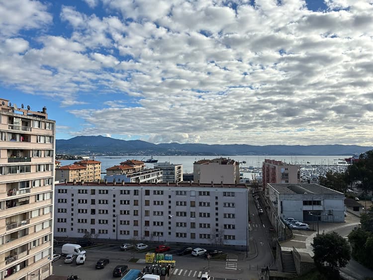 Appartement T4 - à renover