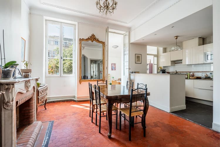 BD LONGCHAMP 1ER - APPARTEMENT + LOCAL + GARAGE