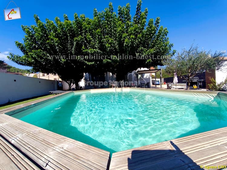 Solliès-Pont - villa de plain pied T6 de 120 m² + annexe de 35 m²…