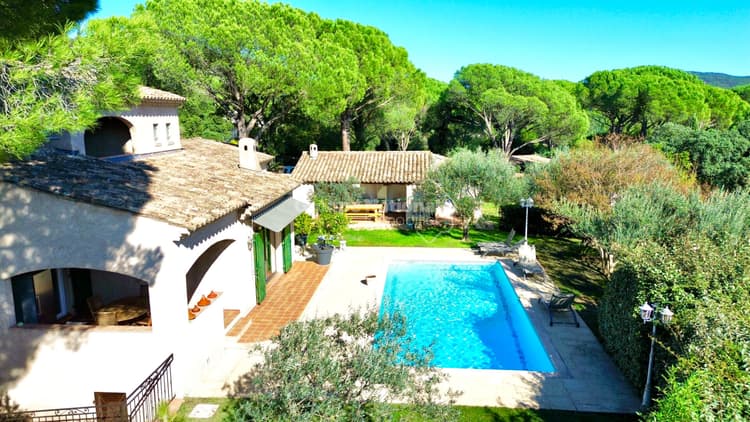 Belle Villa provençale à vendre à Vidauban, piscine, studio indépendant