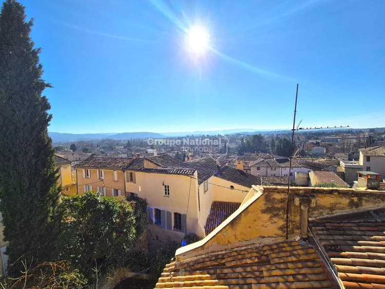 MAZAN - MAISON DE VILLAGE ENTIEREMENT RENOVEE — Maison de ville 140 m² habitable