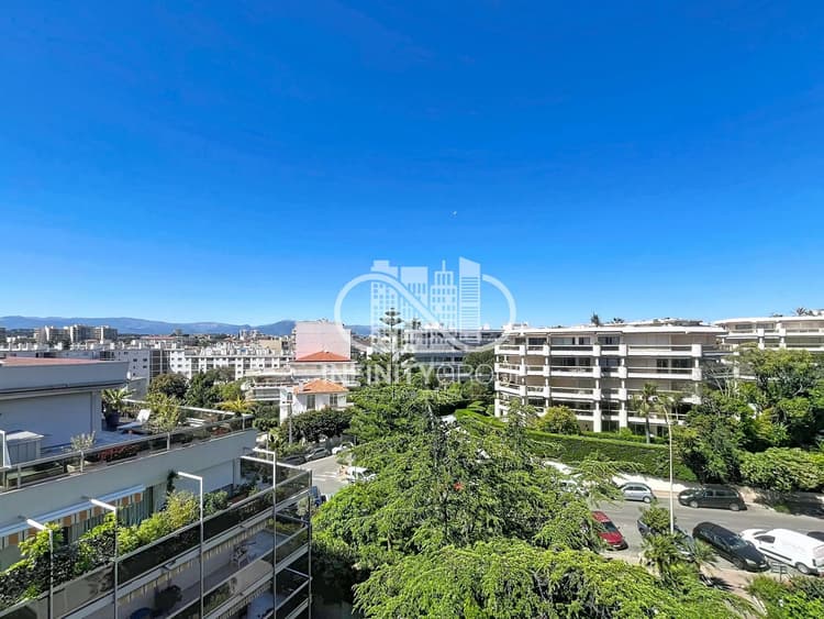 Le Mas de Tanit – Juan-les-Pins