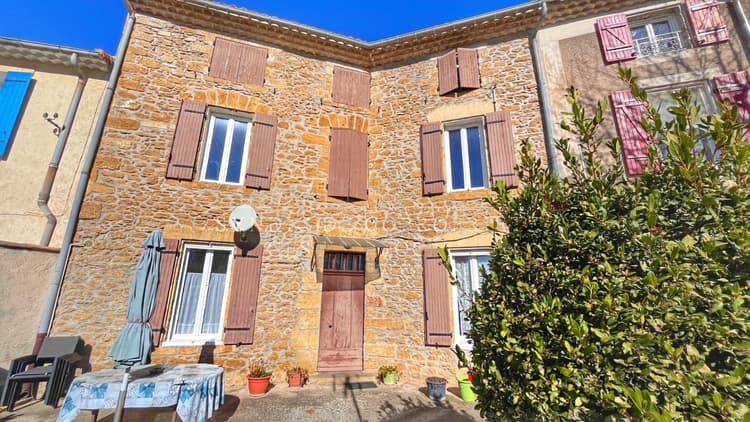 Maison de ville de 130 m2 sur terrain de 268 m2