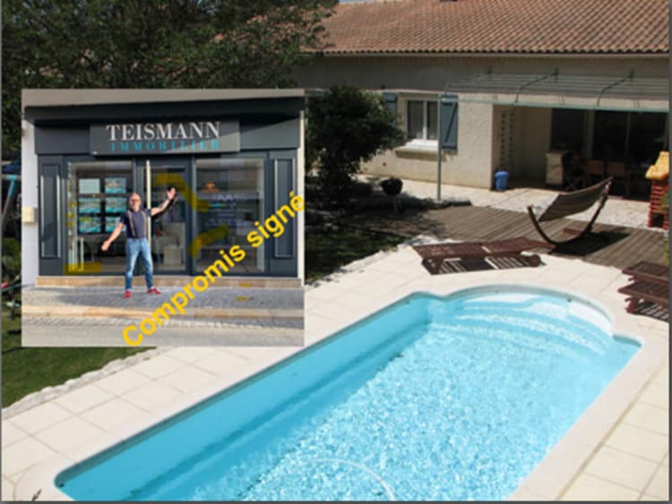 Maison plain-pied 3 Chbes sur 980 m², piscine