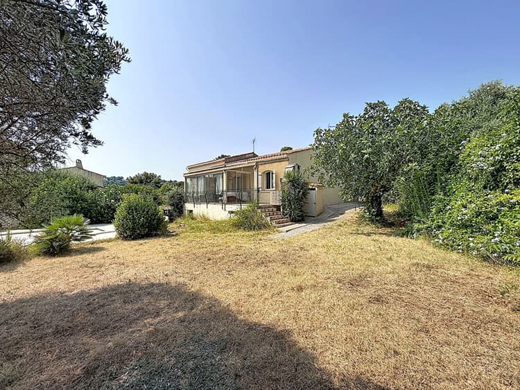 Maison Les Angles 6 pièce(s) 150 m2 avec piscine