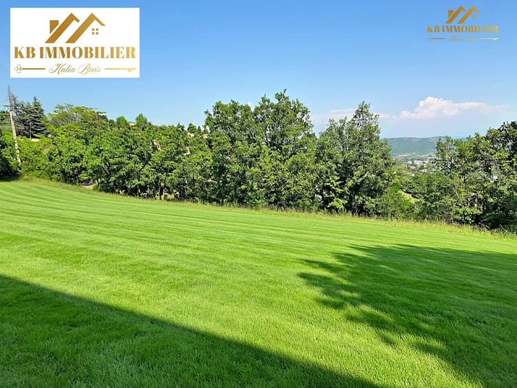 Terrain constructible de 1 774 m² à Veyras