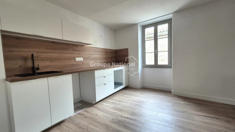 ST DIDIER BEL APPARTEMENT 2 CHAMBRES ENTIEREMENT RENOVE — Appartement…