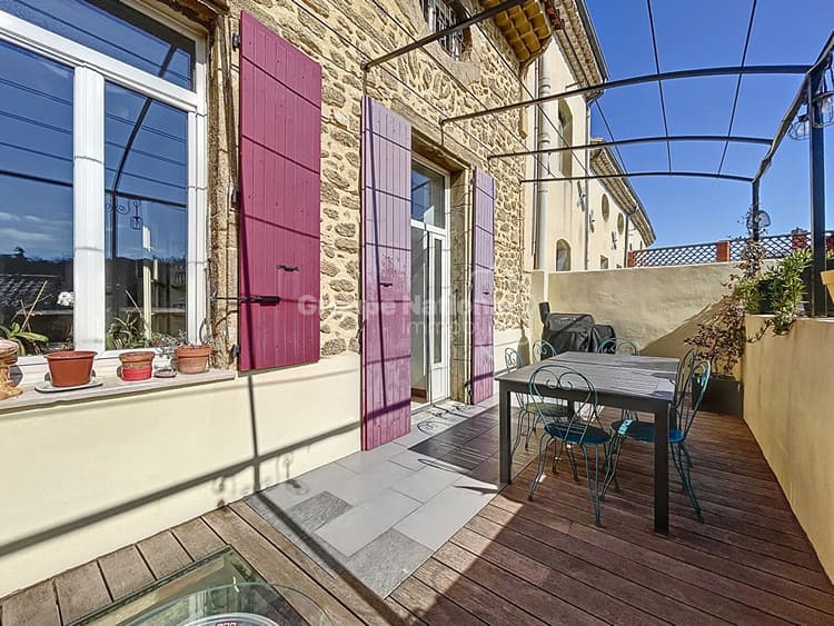 A VENDRE ROCHEGUDE Charmante maison de village 130 m² terrasse cour et garage