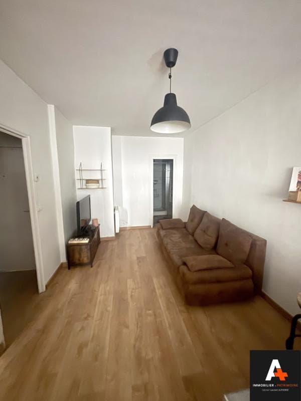 Location meublée Marseille 7ème, Rue Sainte proche Vieux Por