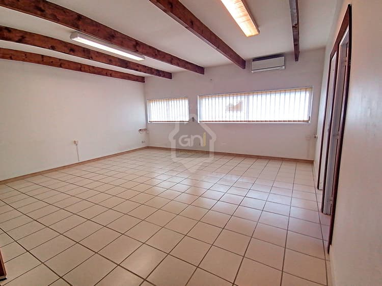Bureaux - 17 m² à 170m² - Zone Commerciale