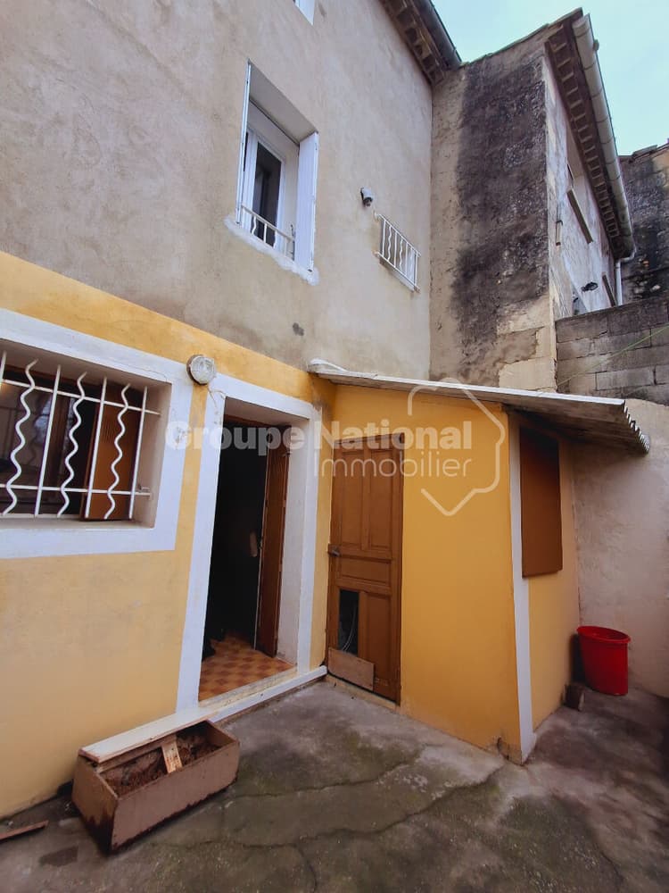 Maison de village avec cour à Montfrin 3 pièce(s) 95.92 m2
