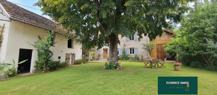 TRES BELLE DEMEURE 170 M2- 5 CHAMBRES- GRAND GARAGE