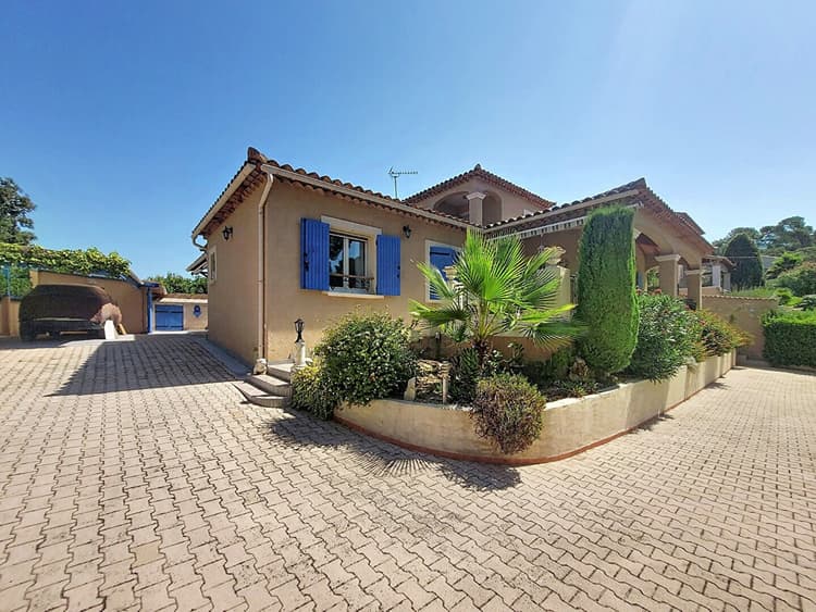 Villa Le Brusc 5 pièces 127 m2