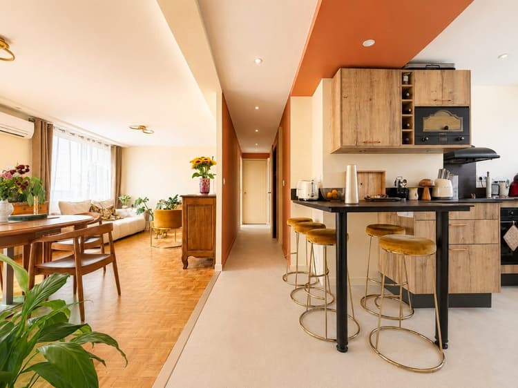 Magnifique appartement climatisé et rénové, en dernier étage