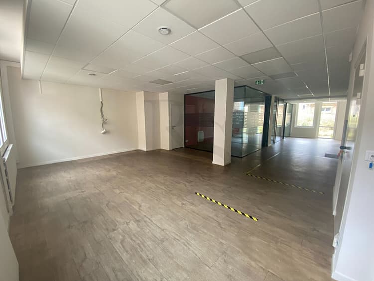 FLERS - Local commercial de 190 m²
