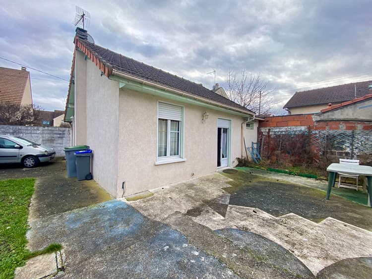 Maison Bezons 3 pièces et studio indépendant.