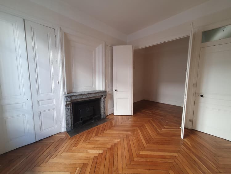 Appartement T2 De 61.43m² Situé Rue de la Claire Lyon 9 Gare de Vaise