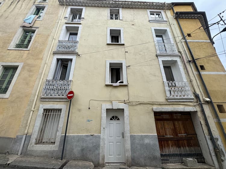 À VENDRE EN EXCLUSIVITÉ , IMMEUBLE DE RAPPORT LOUÉ