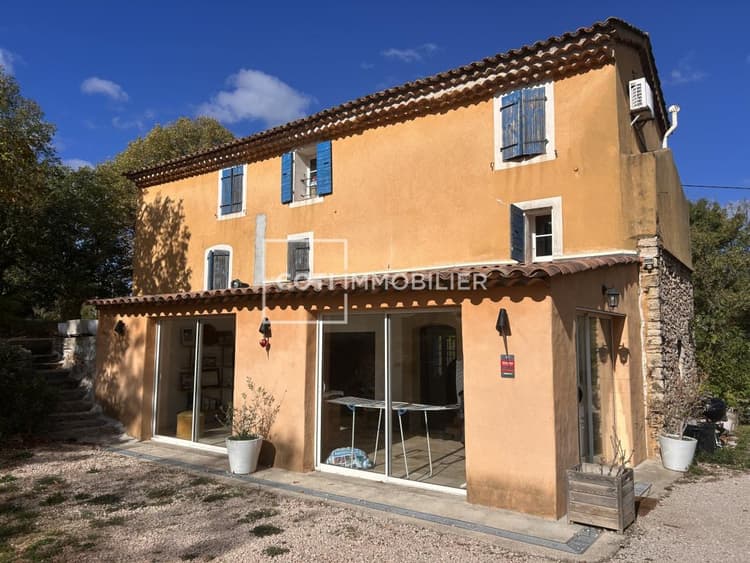 PONTEVES - BASTIDE PROVENCALE AVEC PISCINE - 178m2