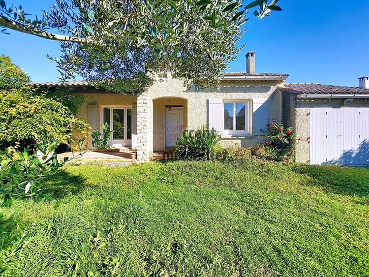 Rognonas VILLA de Plain-pied 81m² habitables terrain 530m²
