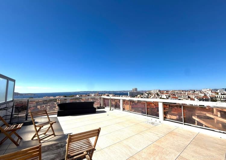 APPARTEMENT TYPE 3 MEUBLÉ 70M2 VUE MER MARSEILLE 7ÈME