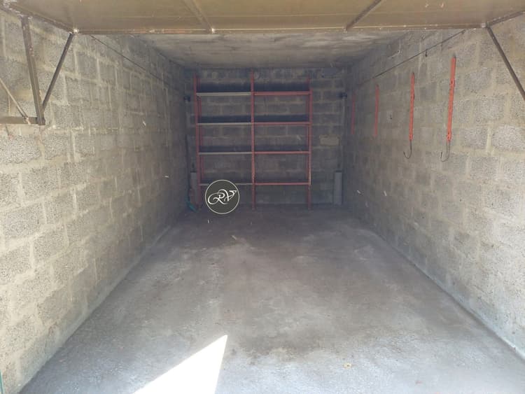 Garage / Box fermé BRON