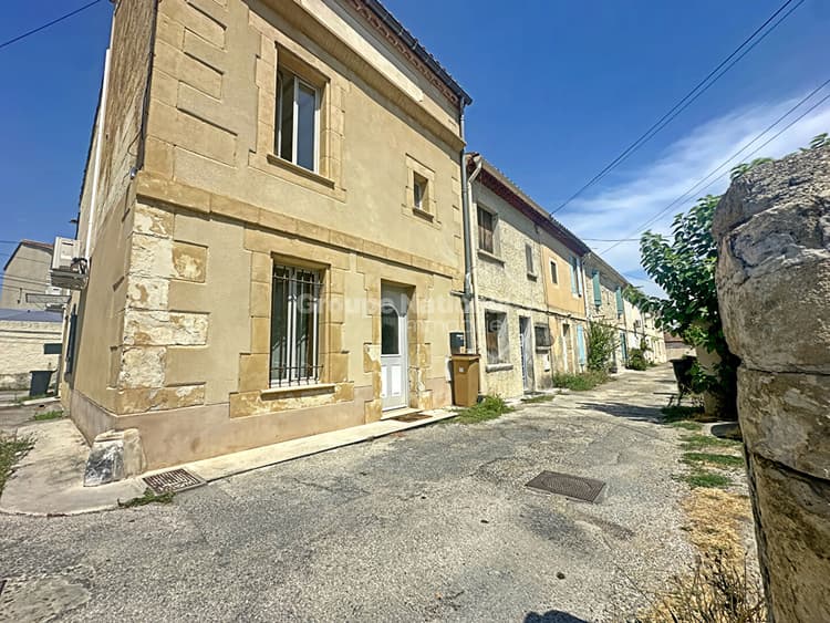 A vendre Arles Mouleyres maison rénovée