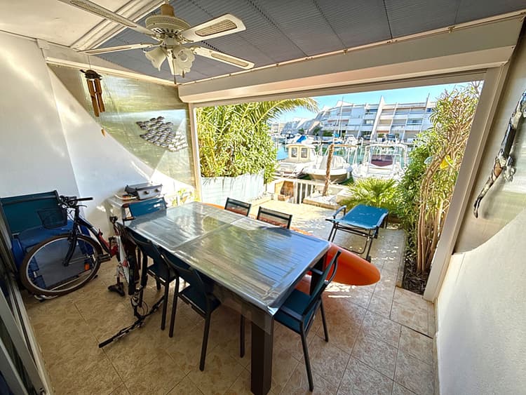 Marina large en Rdc Duplex Port Camargue proche des plages