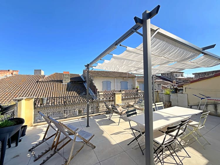 Arles Centre Historique - Élégant duplex de 117 m² avec terrasse panoramique