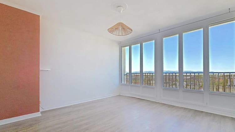 Appartement T4 Rue Aristide Briand Saint Priest