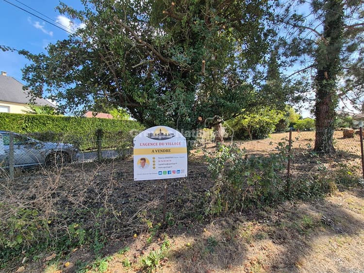 NOAILLES - TERRAIN - 681 m2 - FACADE 60 M