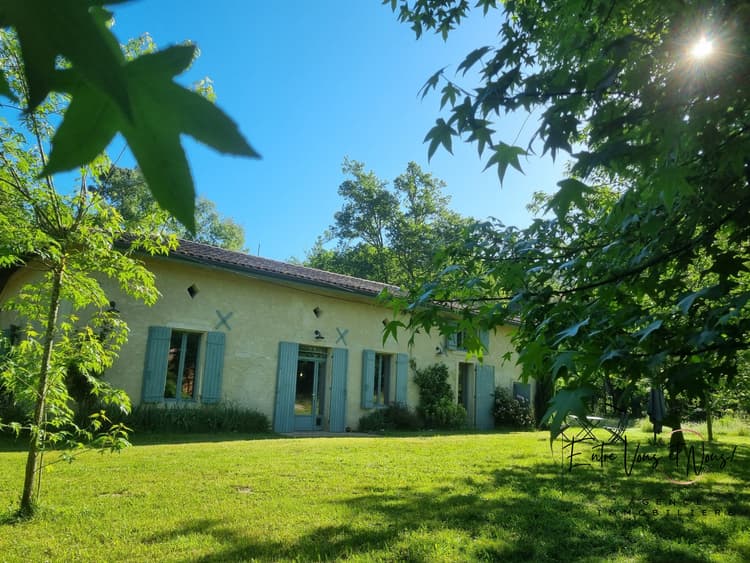 MAISON DE CHARME