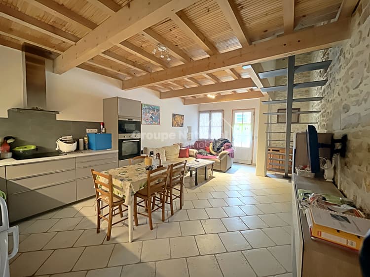 Maison de village R+2