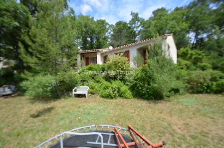Villa Besse Sur Issole 4 pièce(s) 90 m2