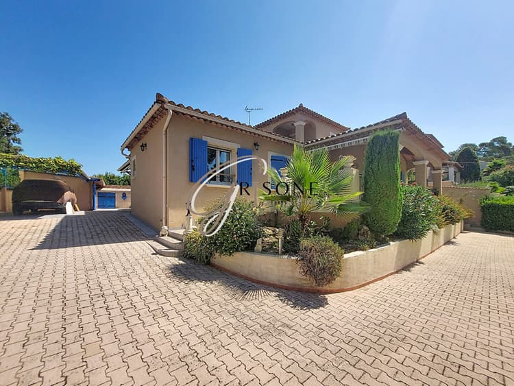 Villa Le Brusc 5 pièces 127 m2