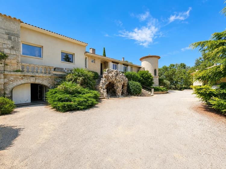 À VENDRE : PROPRIÉTÉ DE 164 M² À FABRÈGUES (34690)