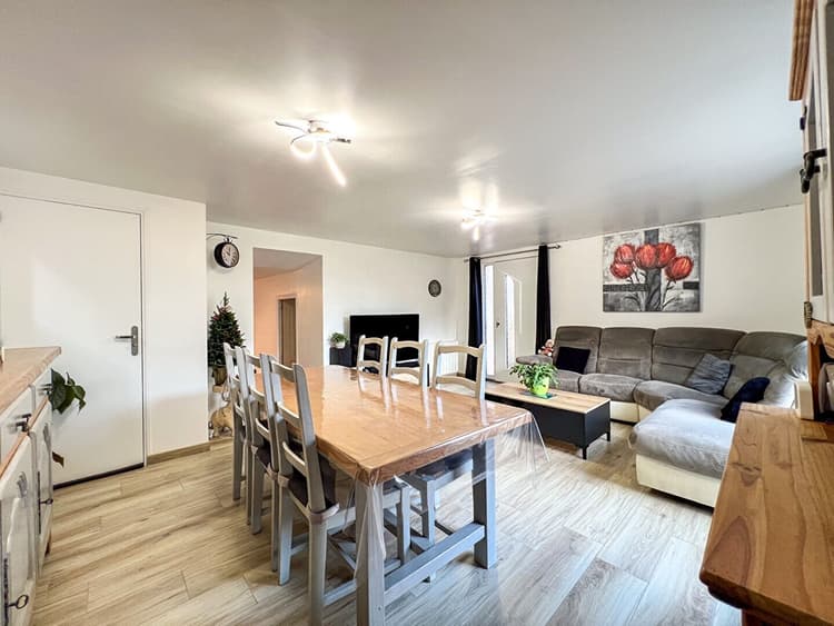 Maison proche Sées avec jardin et garage