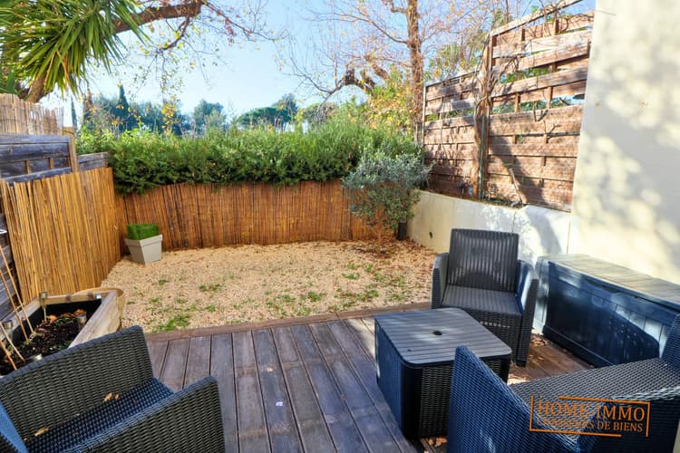 STUDIO REZ DE JARDIN VILLENEUVE-LOUBET