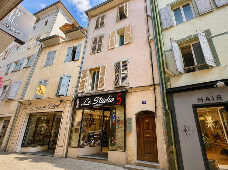 IMMEUBLE DE RAPPORT - CENTRE VILLE
