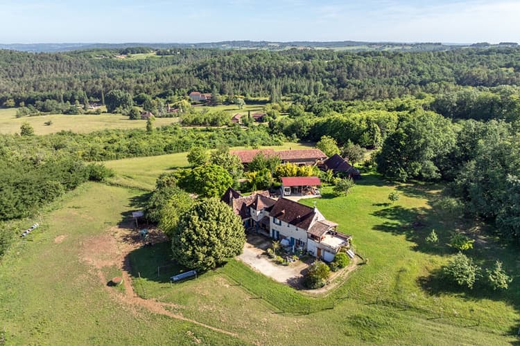 À VENDRE Maison Pays De Belves 10 pièces 229.52 m2